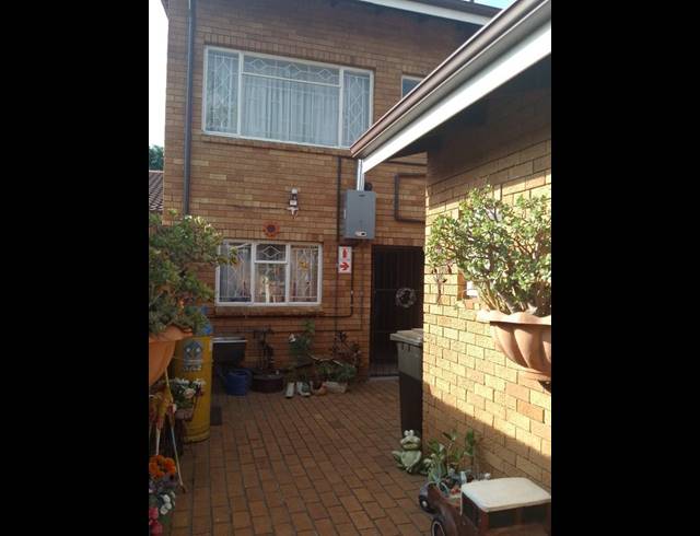 2 BEDROOM TOWNHOUSE FOR SALE IN EDELWEISS